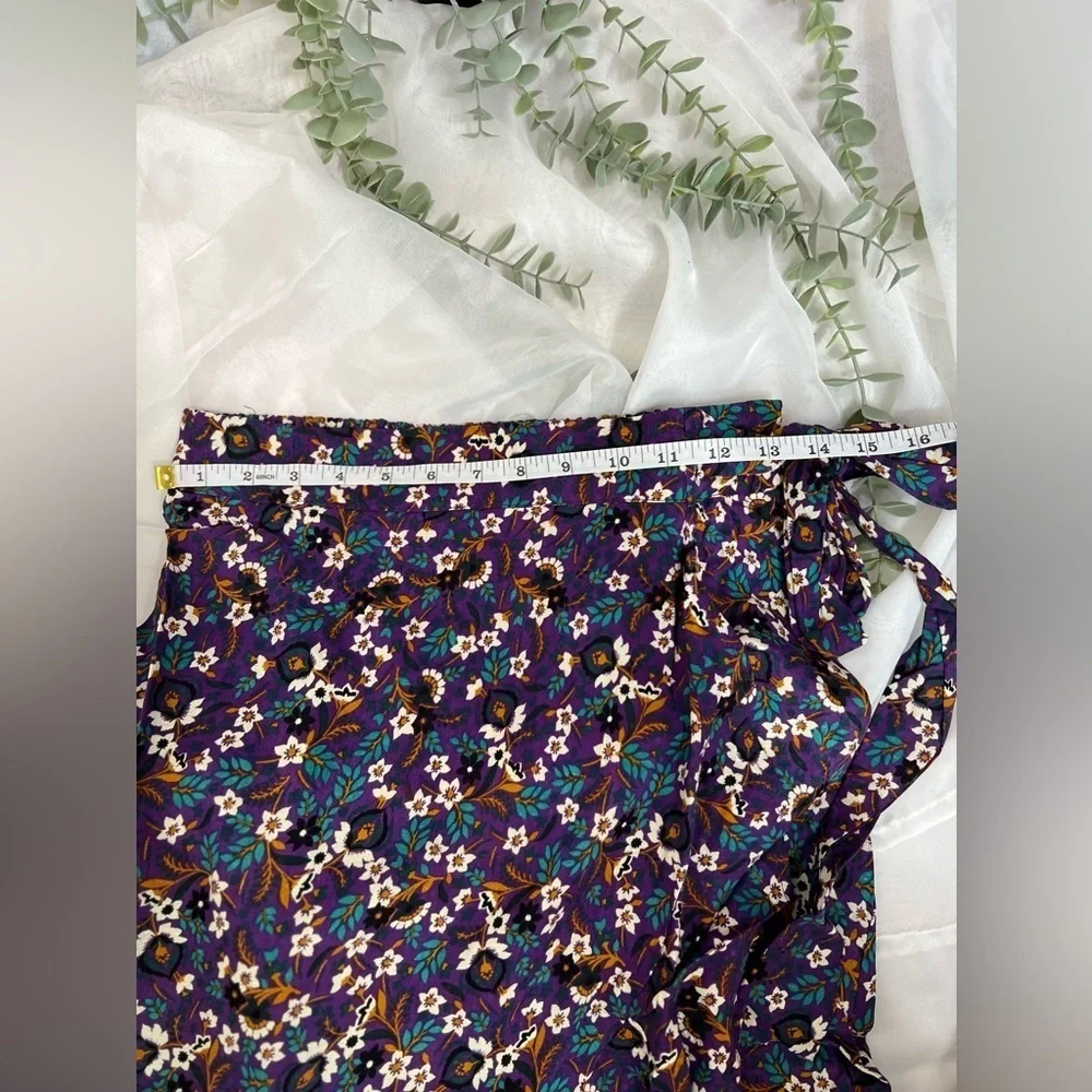 Band Of The Free LINAELLE PURPLE FLORAL WRAP SKIRT Size Small